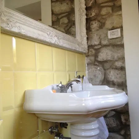 Casa Di Campagna Apartment *
